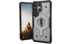 UAG Pathfinder Clear Case ice/silver