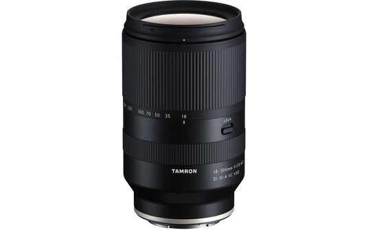 Tamron AF 18-300mm f / 3.5-6.3 Di III-A VC