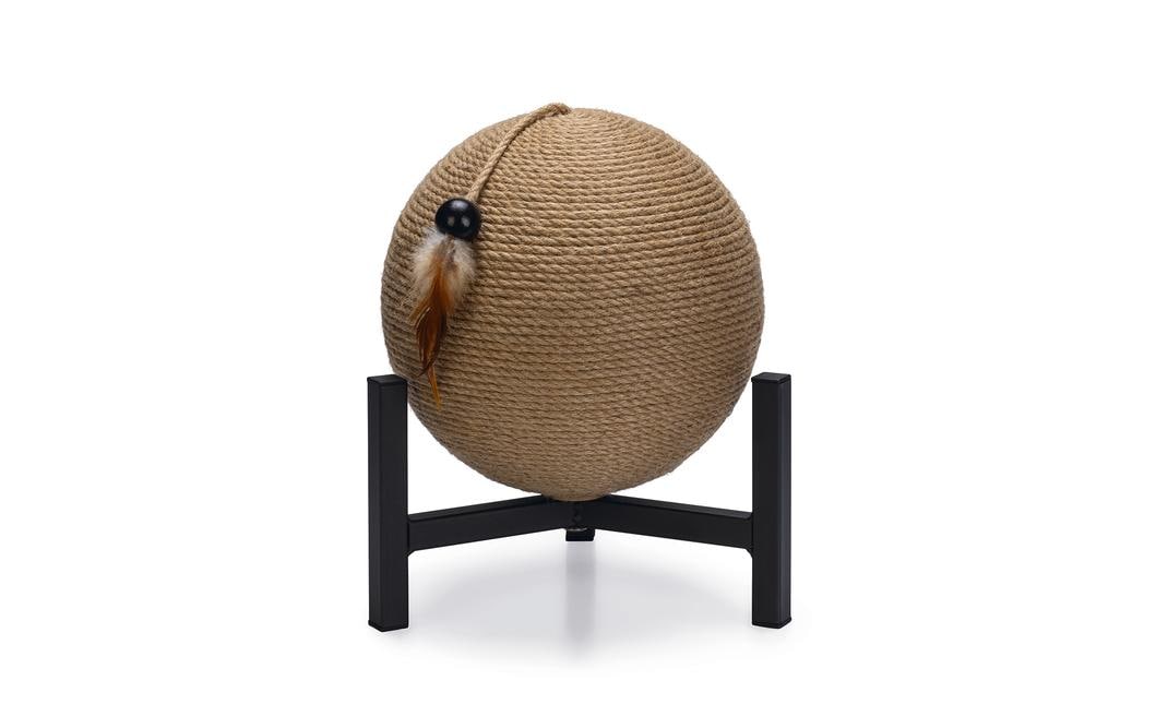 Designed by Lotte Metall Kratzball Tyra