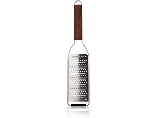 Microplane | Master Raspel grobe Schneide | Walnussholzgriff 30,4x6,3x1,8cm