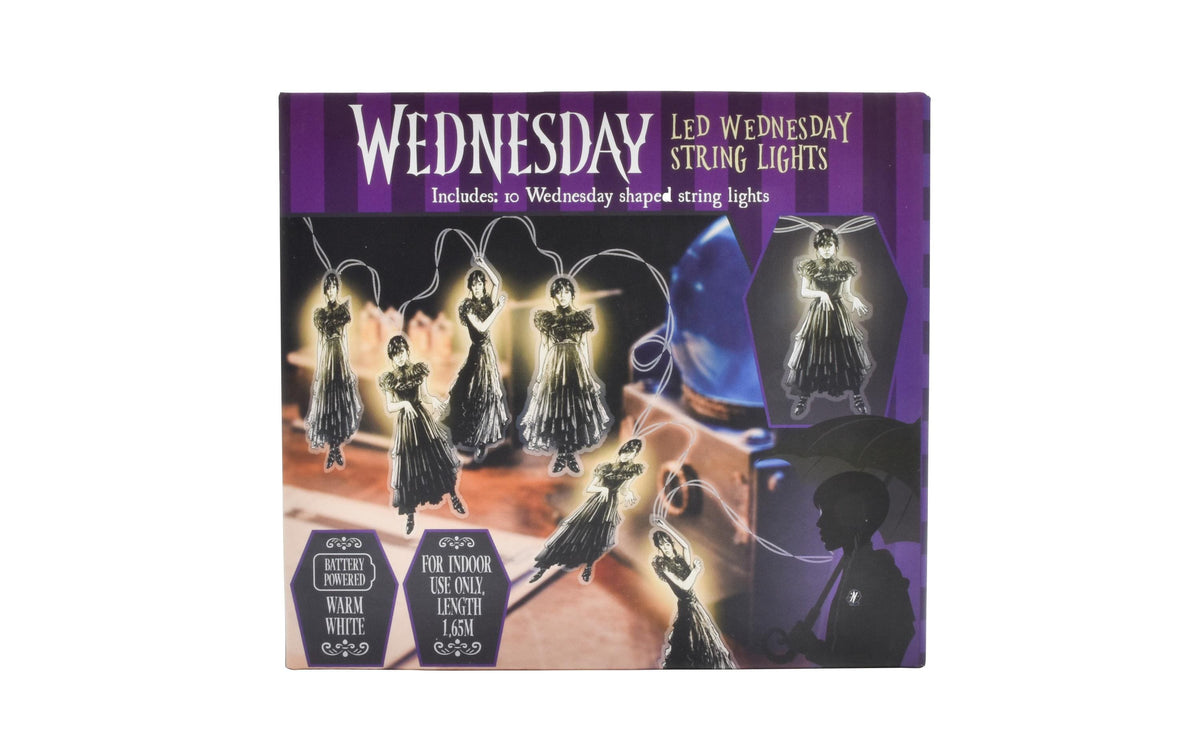 Wednesday - Lichterkette - Dance Pose