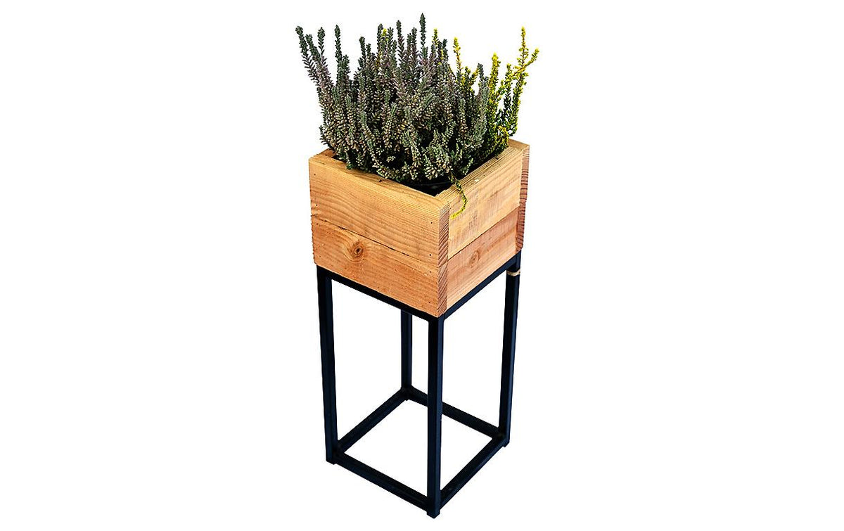 Blumenkasten mit Untergestell