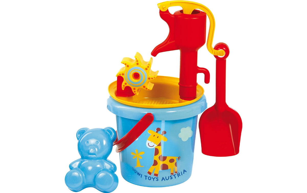 Sandgarnitur mit Wasserpumpe