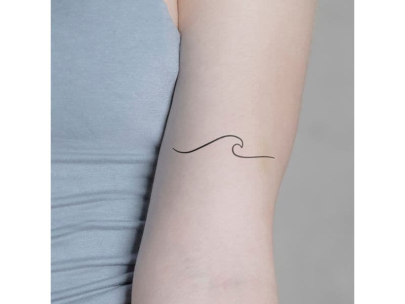 minink | Tattoo grosse Welle | Grösse: M (1.4 cm x 6.5 cm)