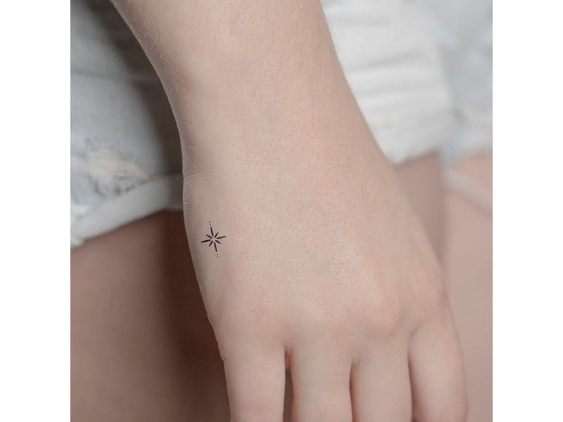 minink | Tattoo Sterne und Punkte | Grösse: S (1.7 cm x 2.5 cm)