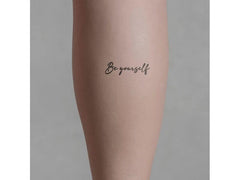 minink | Tattoo Schrift Be yourself künstl. | Grösse: S (4.2 cm x 1.2 cm)