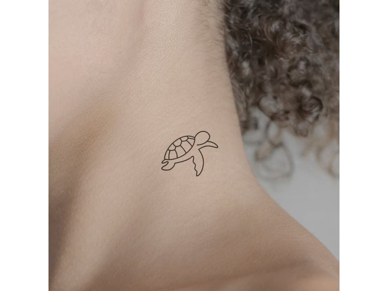 minink | Tattoo Schwimmende Schildkröte | Grösse: S (3.3 cm x 4.0 cm)
