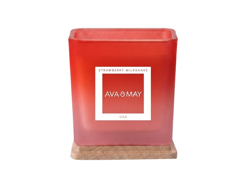 AVA & MAY | Duftkerze Strawberry Milkshake | 8x12 cm (DxH), 35h Brenndauer