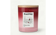 AVA & MAY | Duftkerze Cherry Kiss, 220 gr | Brenndauer 56h, 100% pflanzlicher Wachs