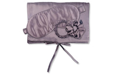 Ailoria | TRAVEL SET HAIR Shy Lavender | 1x Silk bag,1x Sleepingmask, 1x Scrunchie M