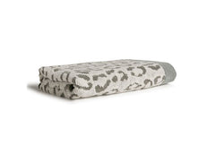 Möve | Duschtuch Safari Spirit Leopard | 67 x 140 cm, Nature/Cypress