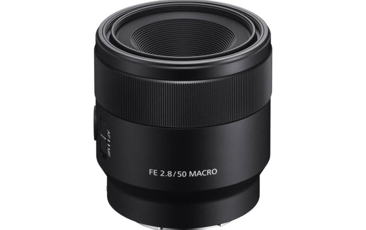 Sony 50mm f / 2.8 Macro