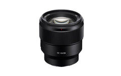 Sony FE 85mm f / 1.8
