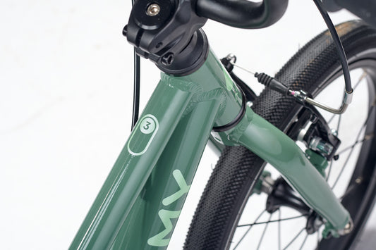 ACADEMY | Fahrrad 16" | Grade 3 Belt