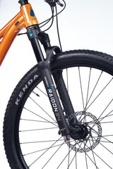 ACADEMY | Kinderbike 27,5" | Trail 7 RH33 | Orange