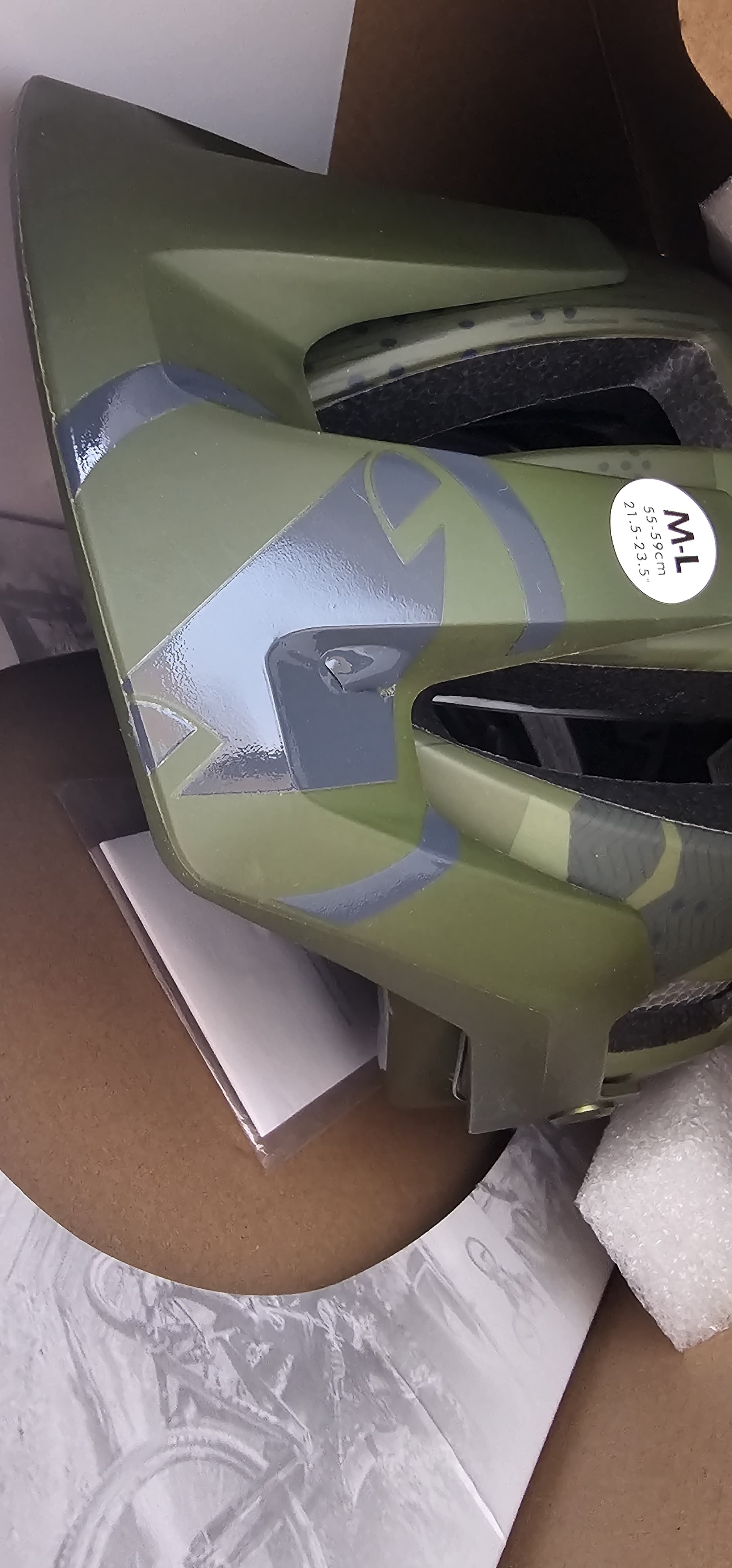 SingleTrack MIPS® Helmet